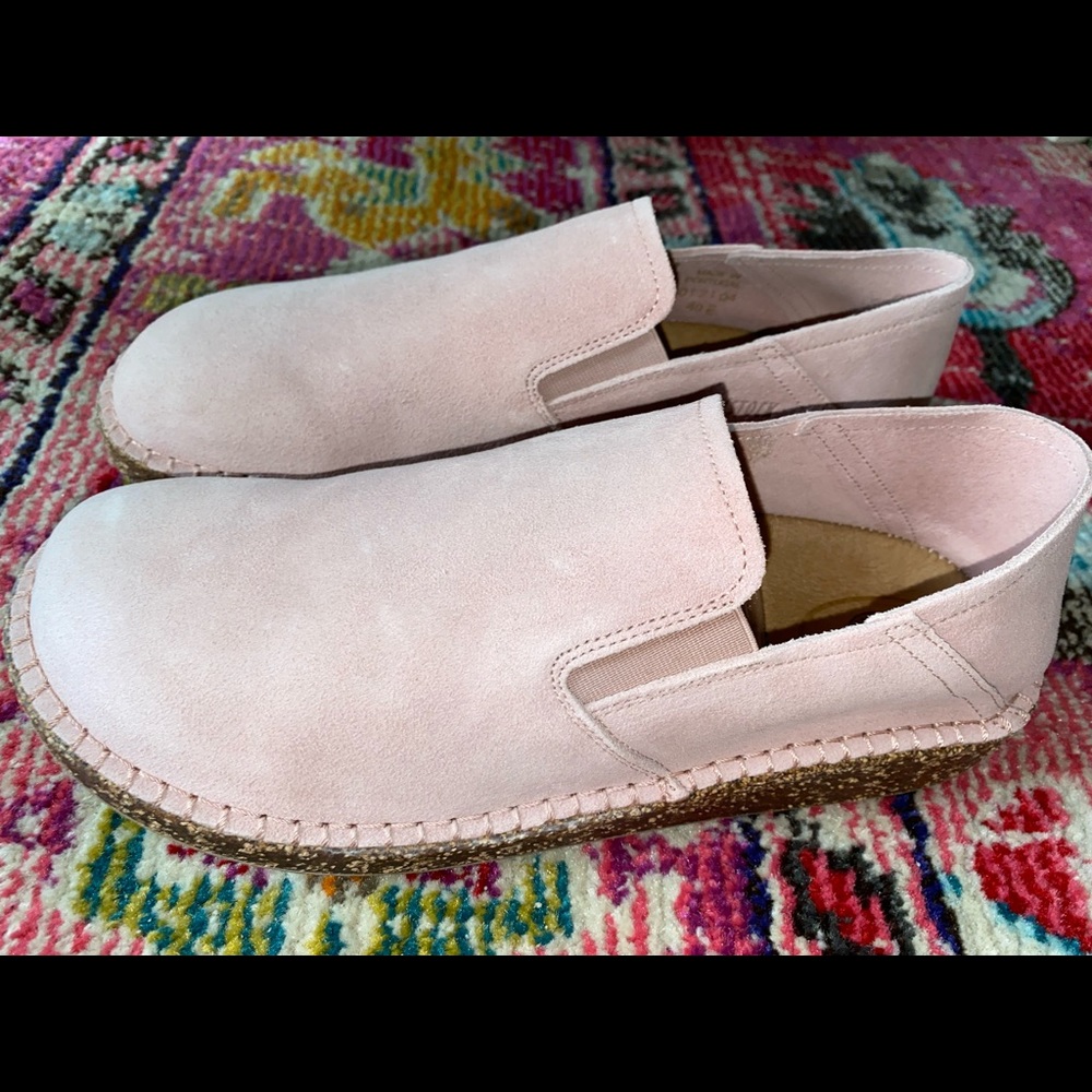 BIRKENSTOCK “Callan” soft pink slip-on shoe